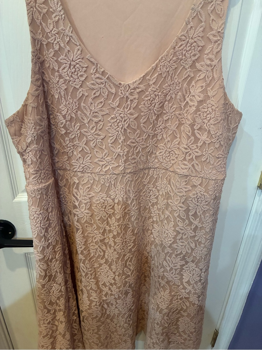 torrid Dusty Rose Lace V-Neck A-Line Dress - Picture 6 of 16